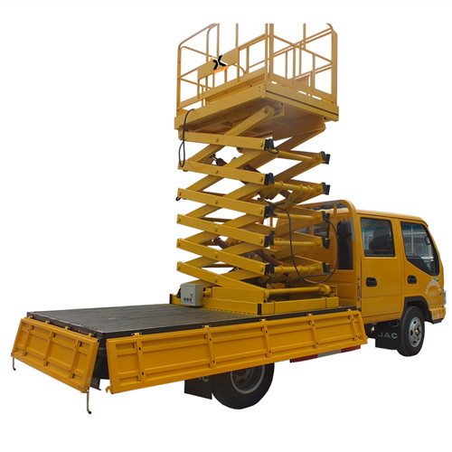 Truck mounted scissor lift